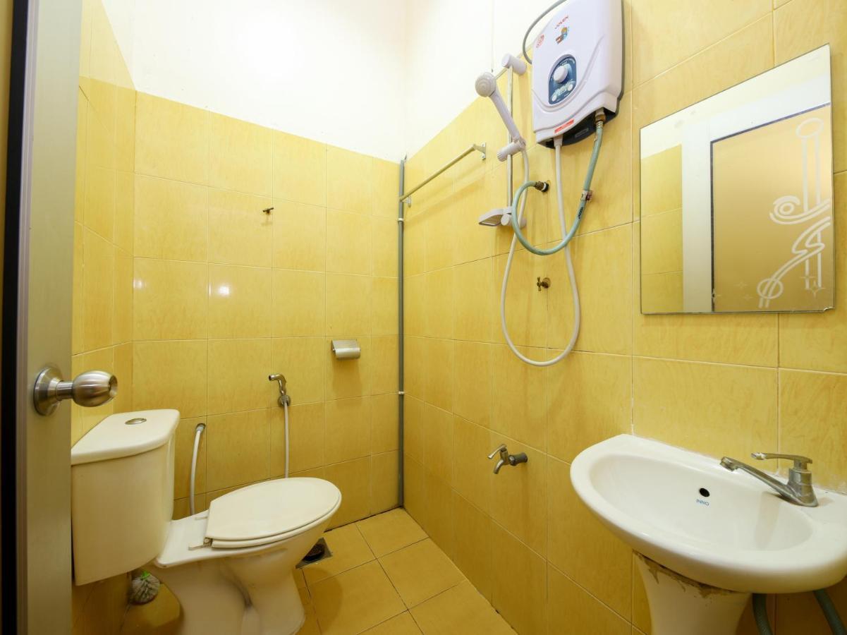 Hotel Oyo 89763 Bluewater Mersing Zewnętrze zdjęcie