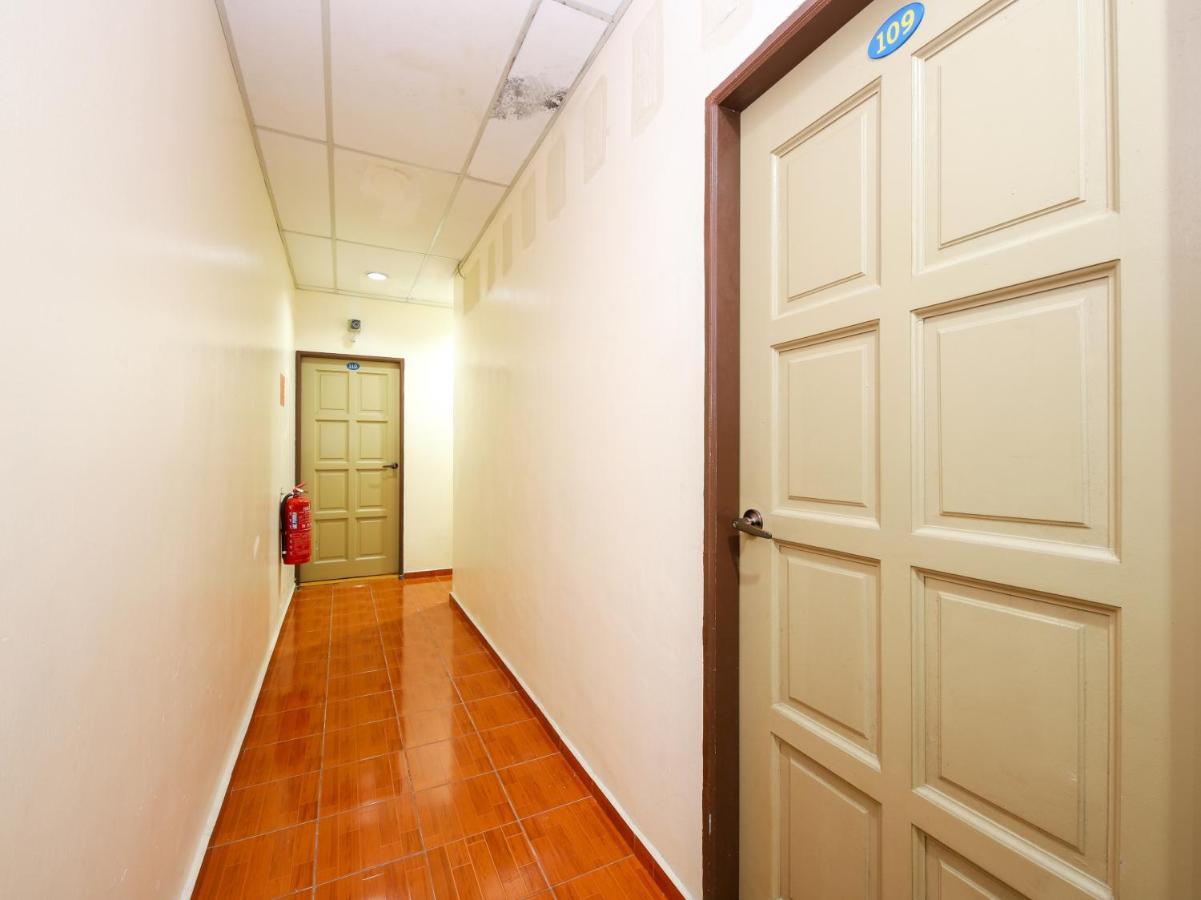 Hotel Oyo 89763 Bluewater Mersing Zewnętrze zdjęcie